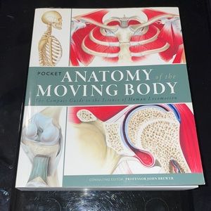Pocket anatomy of the moving body